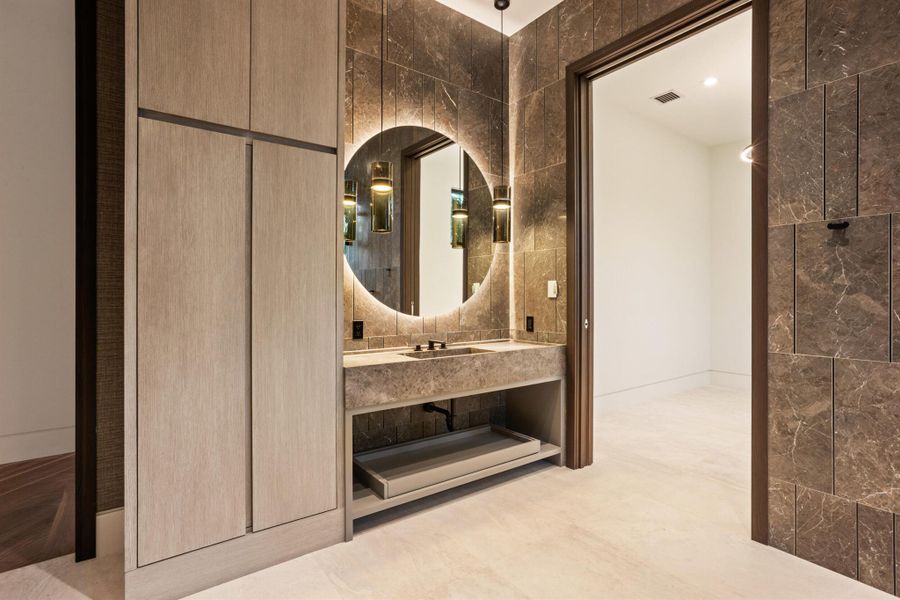 Image 96 of a home in .