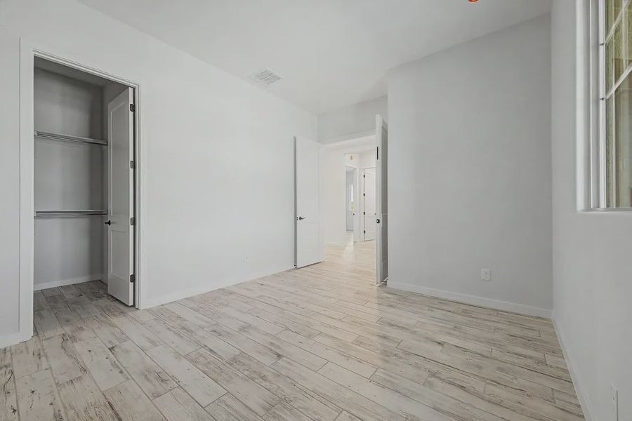 Spacious, unfurnished interior of a new home in Valencia at Granite Vista, Waddell (Image 26). Spacious, unfurnished interior of a new home in Valencia at Granite Vista, Waddell (Image 26).