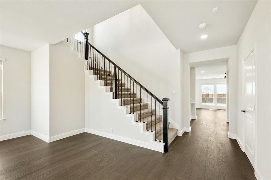 Spacious, unfurnished interior of a new home in Homestead at Daniel Farms Phase 2, DeSoto (Image 28). Spacious, unfurnished interior of a new home in Homestead at Daniel Farms Phase 2, DeSoto (Image 28).