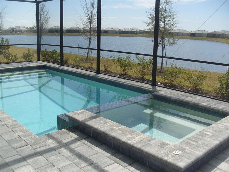 Exterior details and patio area of a home in , Port Charlotte (Image 26).