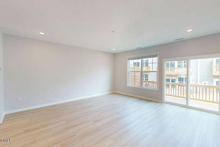 FST 631 livingroom FST 631 livingroom