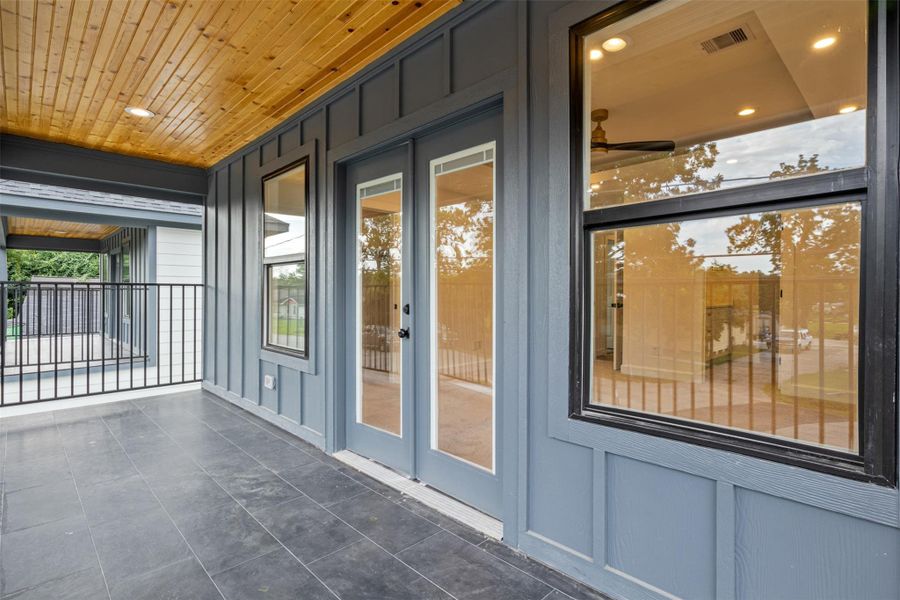 Exterior details and patio area of a home in , Houston (Image 4). Exterior details and patio area of a home in , Houston (Image 4).
