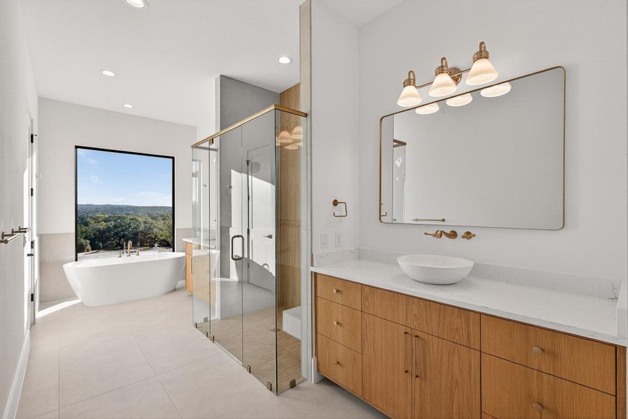 Furnished interior view inside a new home in , Horseshoe Bay (Image 11).