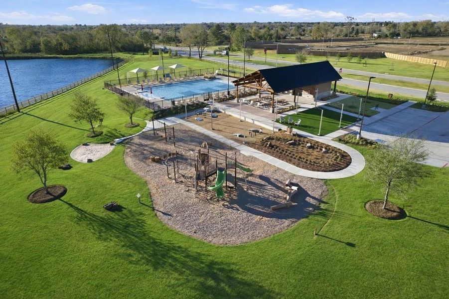 Redbud Community Amenities