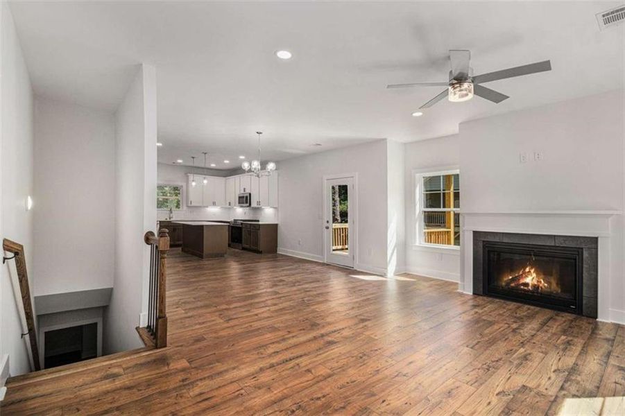 Spacious, unfurnished interior of a new home in , Carrollton (Image 24).