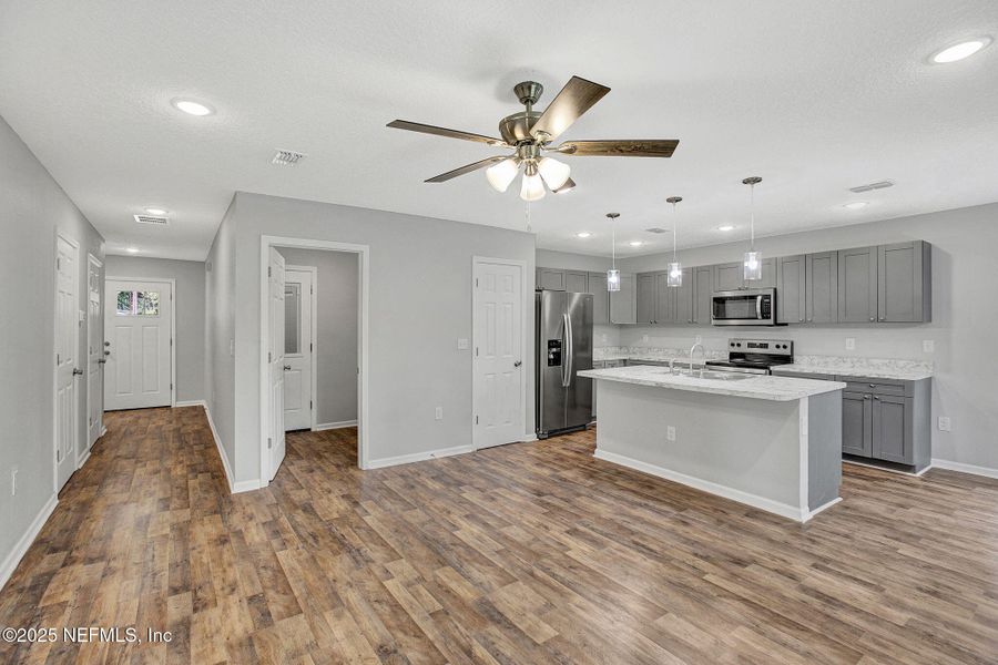 Image 15 of a home in .