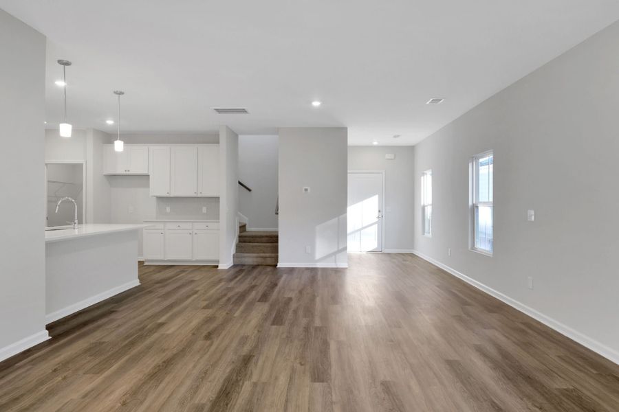 4br New Home in Pooler, GA.  - Slide 24