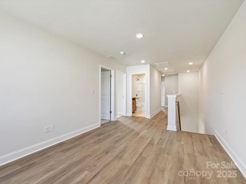 Spacious, unfurnished interior of a new home in Westview Towns, Waxhaw (Image 25).