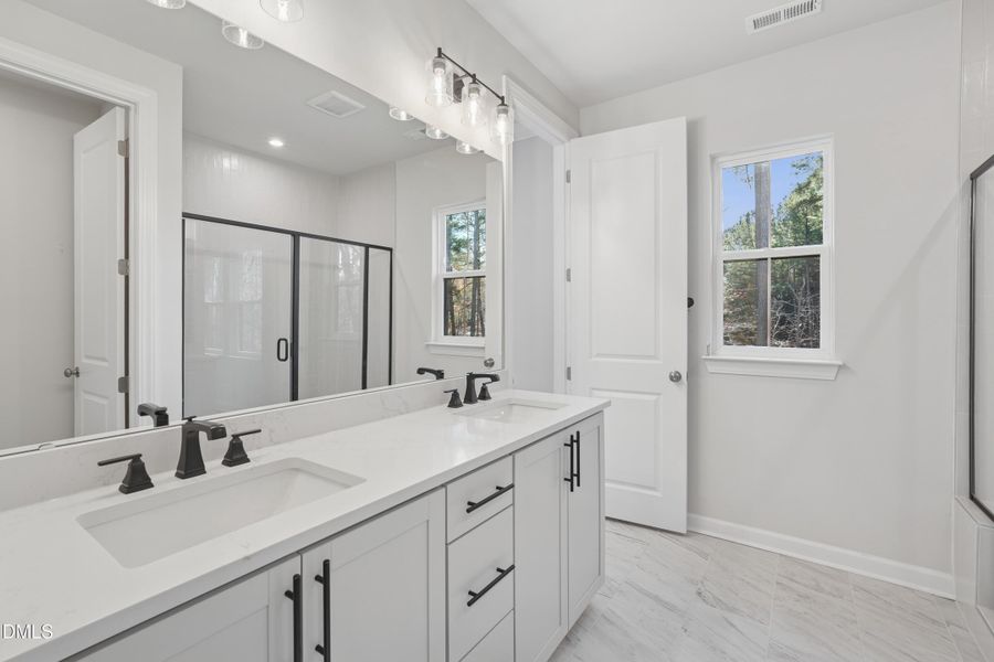 Elm Park 43_Primary Bathroom 1_11.24.25_