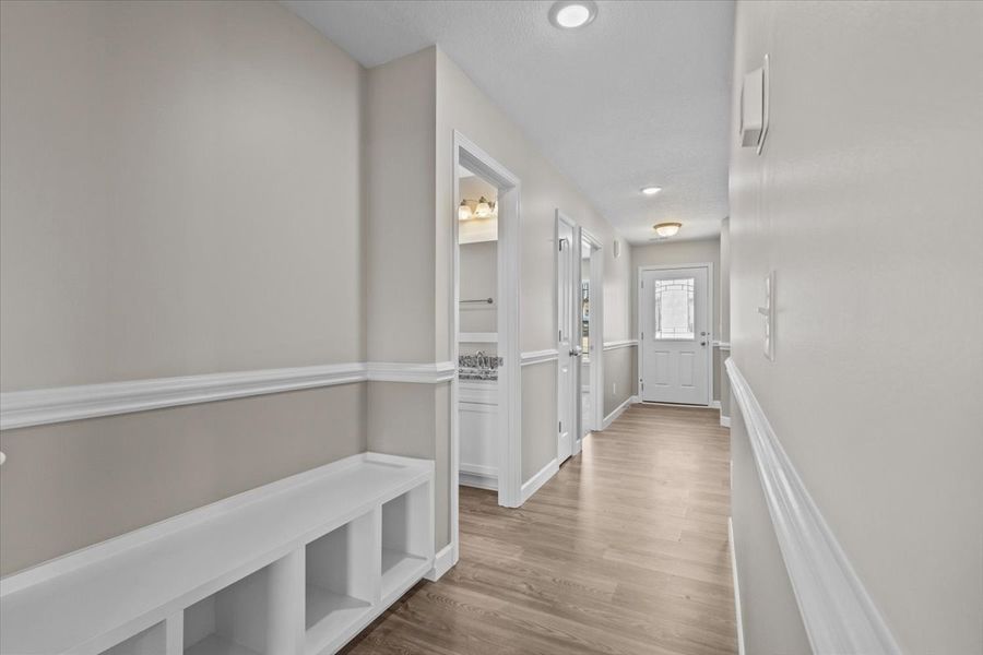 Representative unfurnished interior of a home built from the Brentwood by Enchanted Homes in Lonesome Dove, San Antonio (Image 39).