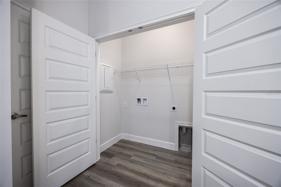 Spacious, unfurnished interior of a new home in Kirkland Farms, Alachua (Image 18). Spacious, unfurnished interior of a new home in Kirkland Farms, Alachua (Image 18).