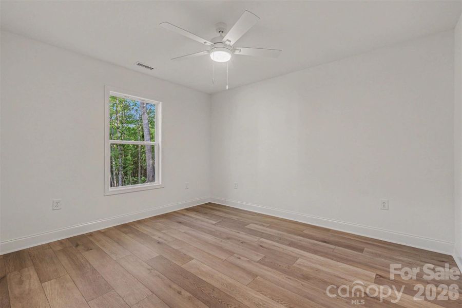 Spacious, unfurnished interior of a new home in , Blacksburg (Image 12).
