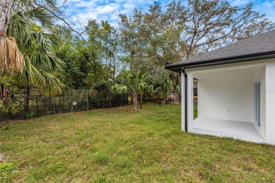 Exterior details and patio area of a home in , Tampa (Image 29).