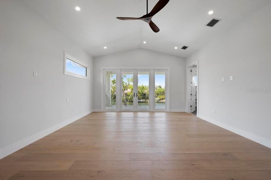 Spacious, unfurnished interior of a new home in , Sarasota (Image 53). Spacious, unfurnished interior of a new home in , Sarasota (Image 53).