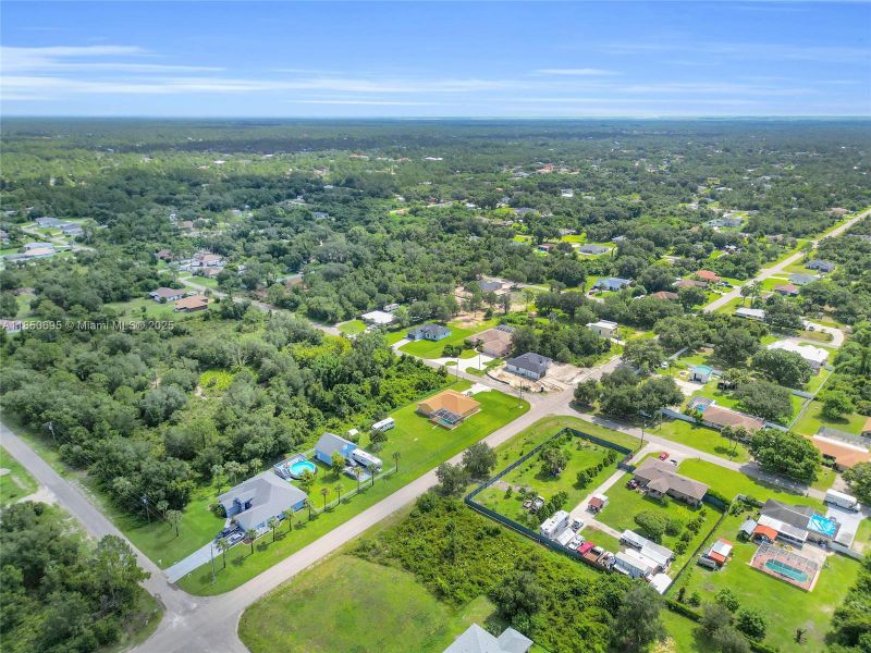 Image 22 of a home in . Image 22 of a home in .