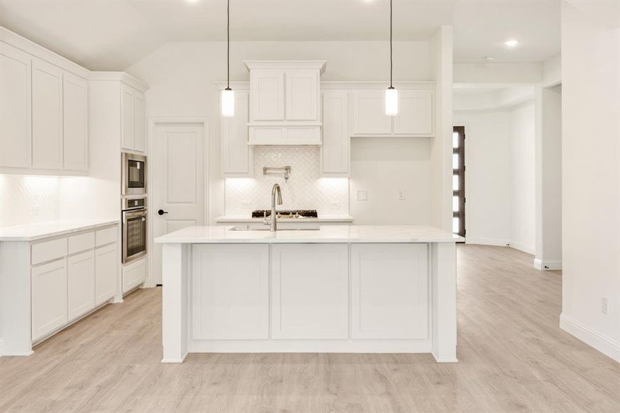 Furnished interior view inside a new home in Meadow Vista 60-65, Anna (Image 19). Furnished interior view inside a new home in Meadow Vista 60-65, Anna (Image 19).