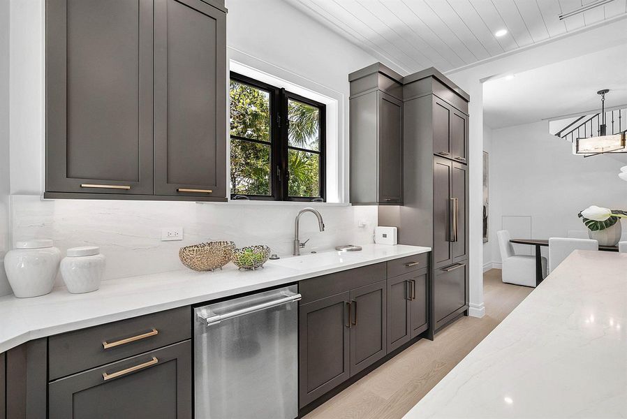 020-230PershingWay-WestPalmBeach-FL-3340 020-230PershingWay-WestPalmBeach-FL-3340