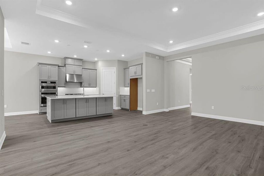 Spacious, unfurnished interior of a new home in Center Lake Ranch Community Group Page, St. Cloud (Image 16).