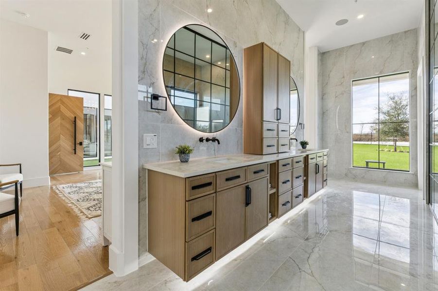 Furnished interior view inside a new home in , Bartonville (Image 24).