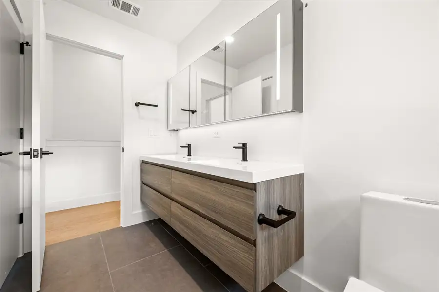 Furnished interior view inside a new home in , Austin (Image 11). Furnished interior view inside a new home in , Austin (Image 11).