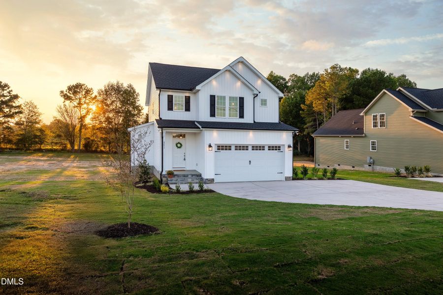 4251OldStageRdN-Exterior-Web-02