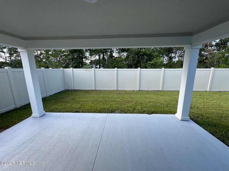 Image 12 of a home in .