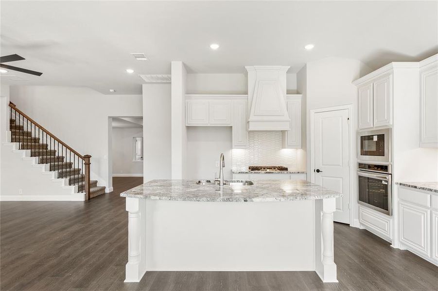 Furnished interior view inside a new home in Maplewood, Glenn Heights (Image 18). Furnished interior view inside a new home in Maplewood, Glenn Heights (Image 18).