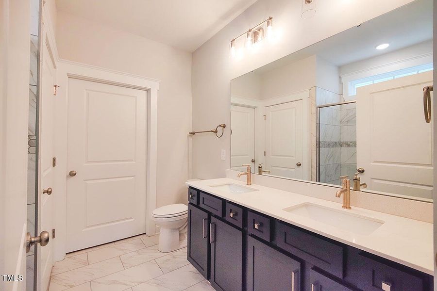 MG_lot48_Somerset_elvF_1087_Fairhaven_Dr