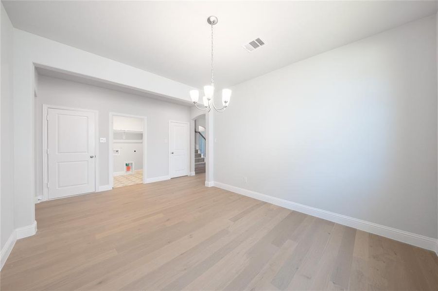 Spacious, unfurnished interior of a new home in Valencia on the Lake: Valencia 50s, Little Elm (Image 19). Spacious, unfurnished interior of a new home in Valencia on the Lake: Valencia 50s, Little Elm (Image 19).