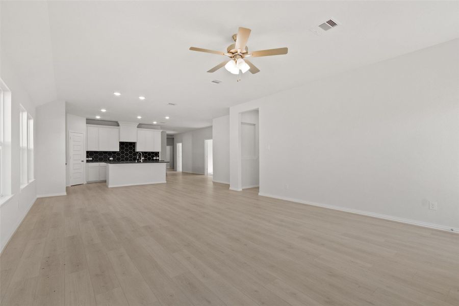 Image 18 of a home in Cypress Green. Image 18 of a home in Cypress Green.