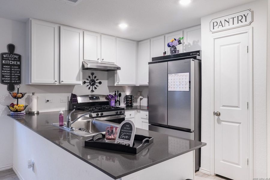 Furnished interior view inside a new home in Spring Grove, St. Hedwig (Image 18).