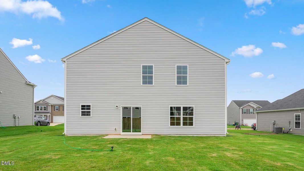 DR Horton-651 Fionn Street-40 DR Horton-651 Fionn Street-40