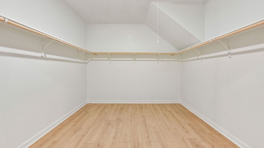 Spacious, unfurnished interior of a new home in Monarch Ranch, Manor (Image 30).