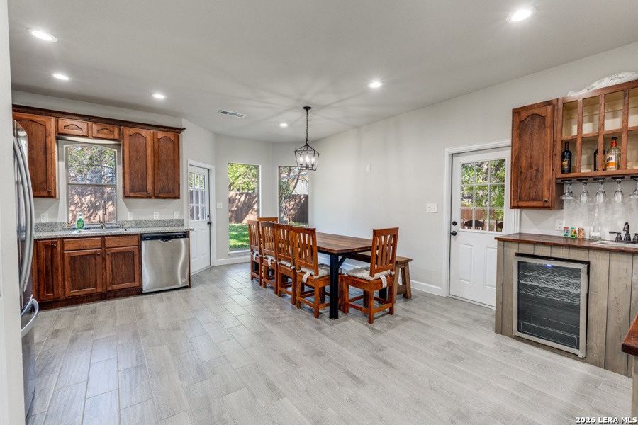 Furnished interior view inside a new home in , Canyon Lake (Image 12).