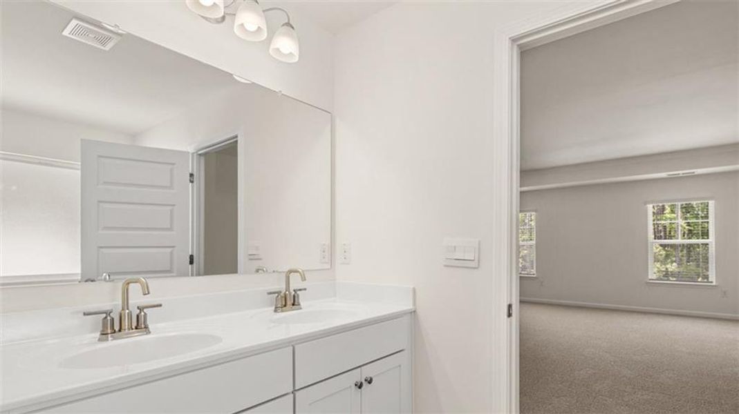 Image 42 of a home in Evergreen Crossing.