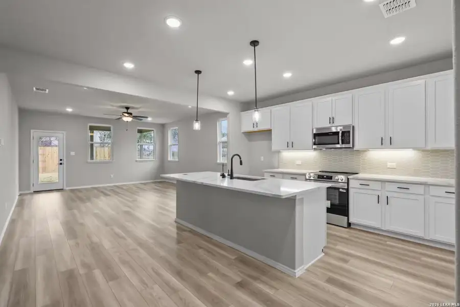 Furnished interior view inside a new home in Hannah Heights, Seguin (Image 7).