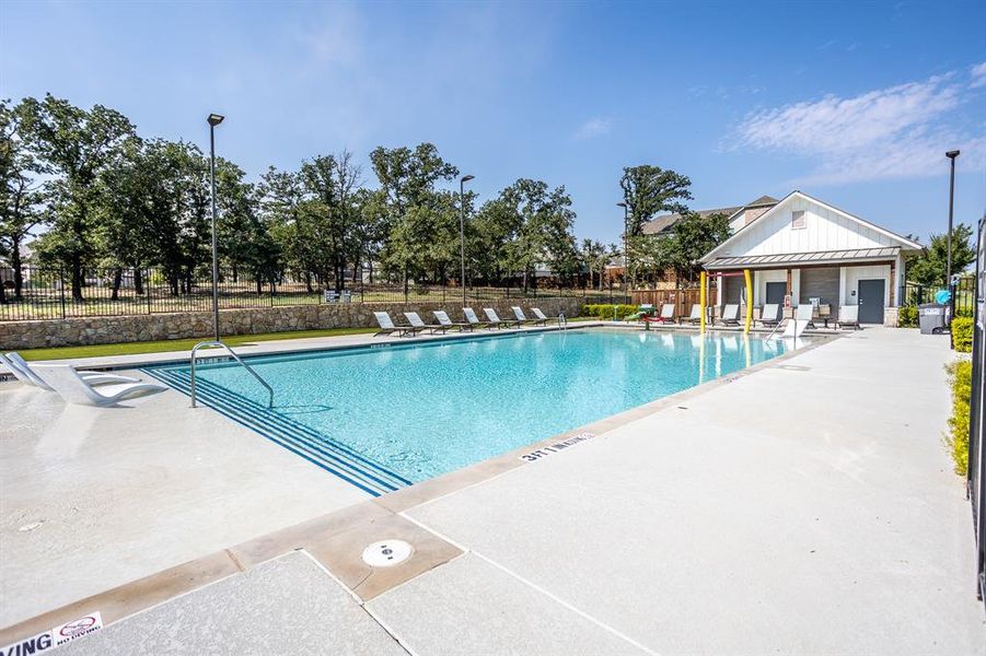 Community amenities in , Corinth (Image 36).