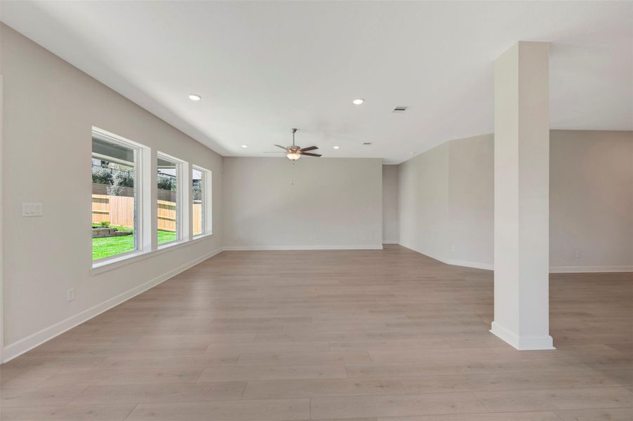 Spacious, unfurnished interior of a new home in The Woodlands Hills - Summit Collection, Willis (Image 20).
