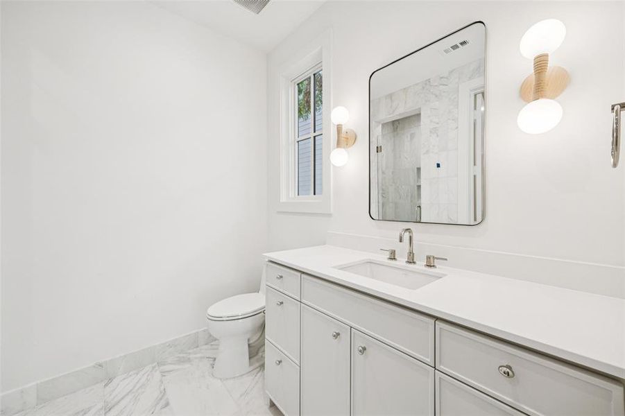 Furnished interior view inside a new home in , Dallas (Image 6).