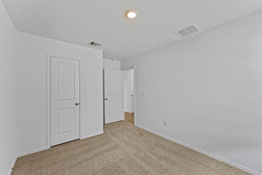 Spacious, unfurnished interior of a new home in Talavera, Kyle (Image 13).
