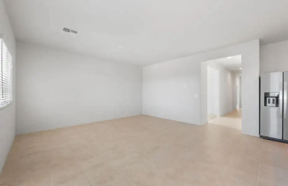 Spacious, unfurnished interior of a new home in Copper Falls, Buckeye (Image 19). Spacious, unfurnished interior of a new home in Copper Falls, Buckeye (Image 19).