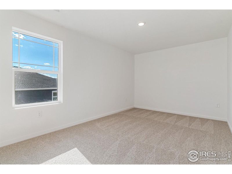 Spacious, unfurnished interior of a new home in Vista Meadows, Fort Lupton (Image 33). Spacious, unfurnished interior of a new home in Vista Meadows, Fort Lupton (Image 33).