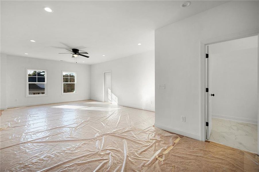 Image 28 of a home in .