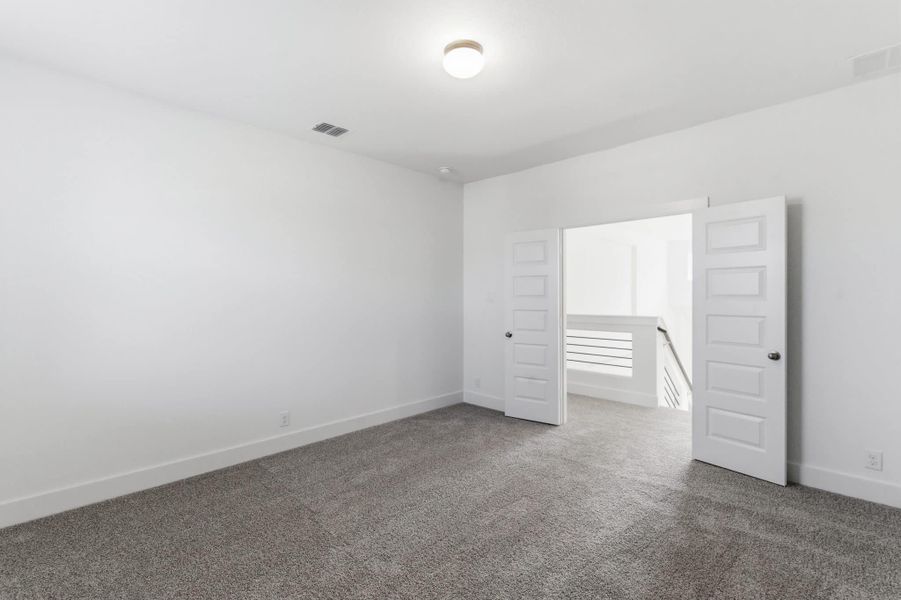 Spacious, unfurnished interior of a new home in Buffalo Crossing, Cibolo (Image 39). Spacious, unfurnished interior of a new home in Buffalo Crossing, Cibolo (Image 39).