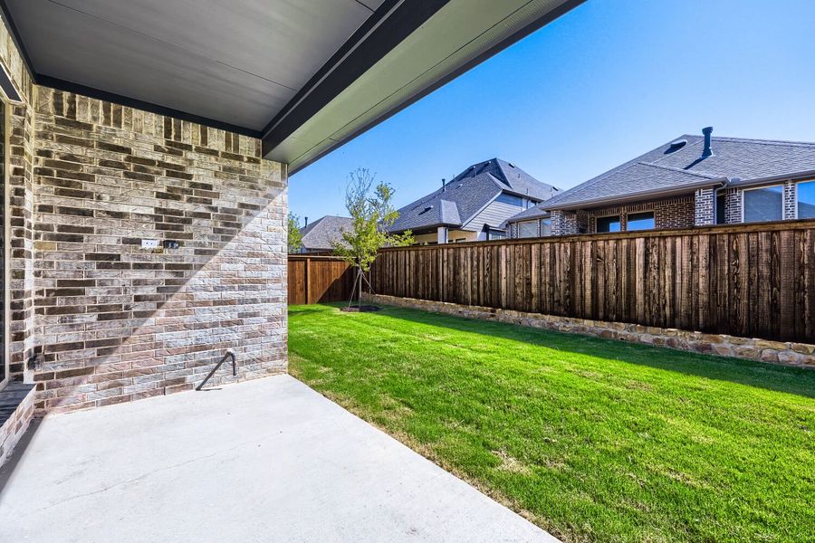 1811 Flowerfield - Patio 1811 Flowerfield - Patio