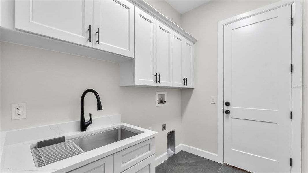 Furnished interior view inside a new home in , Auburndale (Image 17). Furnished interior view inside a new home in , Auburndale (Image 17).