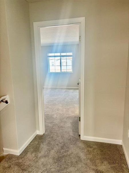 Spacious, unfurnished interior of a new home in , Orlando (Image 14).