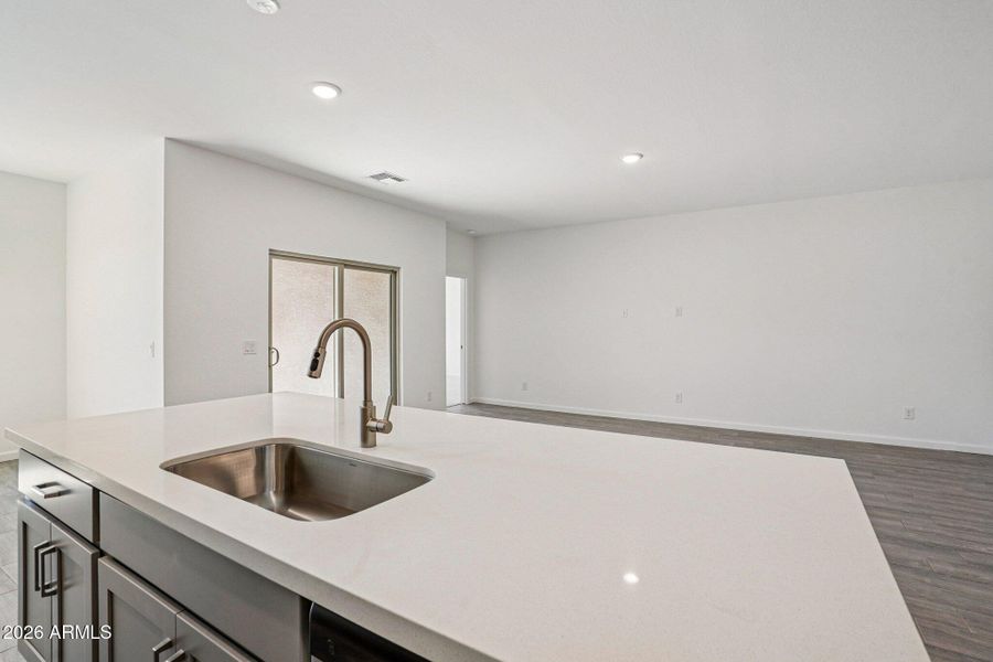 12-web-or-mls-W Kenner Dr-S2703-012 12-web-or-mls-W Kenner Dr-S2703-012