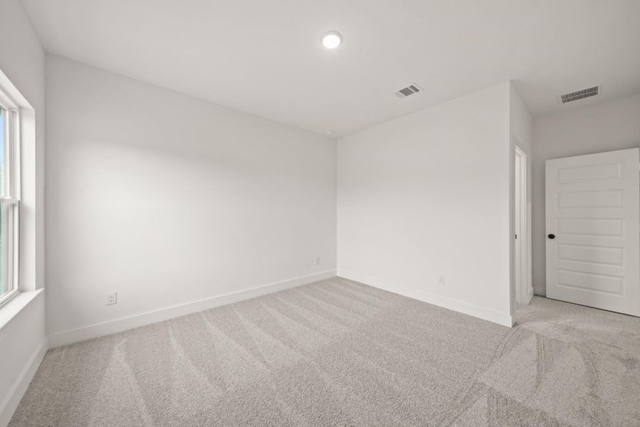 Spacious, unfurnished interior of a new home in Colton, Todd Mission (Image 43). Spacious, unfurnished interior of a new home in Colton, Todd Mission (Image 43).