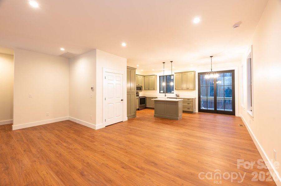 Spacious, unfurnished interior of a new home in , Boone (Image 15).